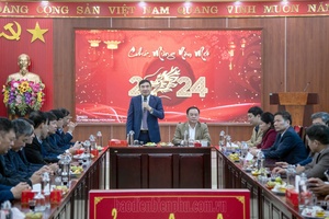 Provincial Party Secretary Trần Quốc Cường Attends Post-Holiday New Year Meetings Across Units