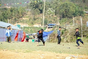Tù Lù - A Traditional Game of the Mông Ethnic Group