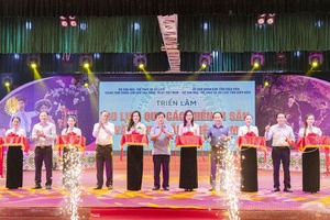 Exhibition of Vietnamese heritage and landmarks opens in Điện Biên