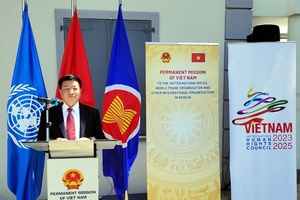 Điện Biên attends photo exhibition to mark the 70th anniversary of the Geneva Agreement 