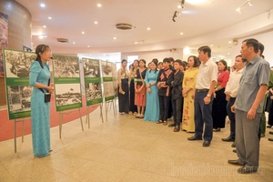 Photo exhibition "Bác Tôn and the Vietnam People's Army"