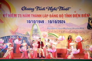 'Special art performance celebrates 75th anniversary of the Điện Biên Provincial Party Committee