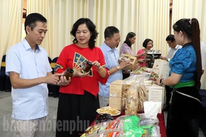 'Điện Biên honours outstanding cooperative products for 2024