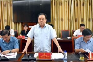 The Central Committee for Mass Mobilisation works with the Điện Biên Provincial Party Committee