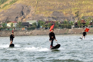 'Đà River Tourism Festival Begins in Mường Lay