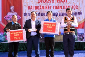 'National unity festival held in Điện Biên Đông