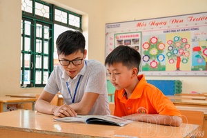 'Hmong boy shows talent for English