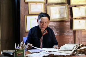'The keeper of Dao Nôm script’s soul
