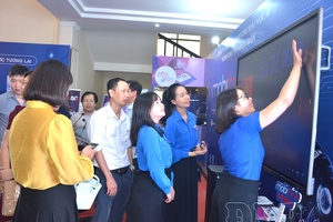 Điện Biên spreads “campaign” for digital technology
