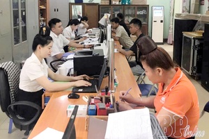 'Chiềng Sinh improves administrative reform to serve the people