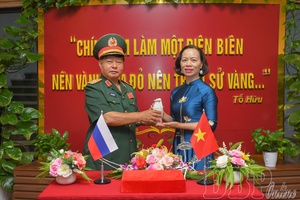 Sacred soil jar presented to Điện Biên Phủ Victory Museum