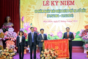 'The press accompanies the development of Điện Biên province