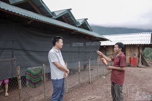Efforts to stabilize residential areas during flood season