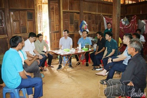 Finding a way out of poverty for Hua Chăn