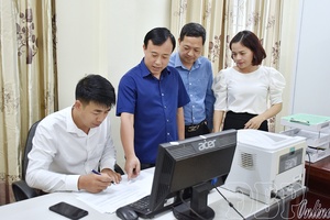 Building a clean, strong Party Committee in Mường Ảng commune