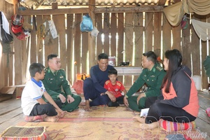 Fostering legal education and awareness among border communities