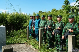 Strengthening “people’s heart posture” at border