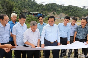 Ministry of Agriculture and Environment inspects projects in Mường Pồn