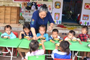 Teaching in “multiple-lack” villages