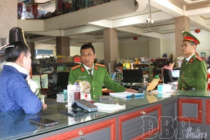 Raising legal awareness for locals in Điện Biên