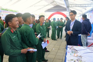 Job fairs expand opportunities for Điện Biên workforce