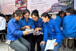 Job transactions: Opportunities for local workers