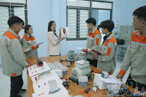Vocational training aligned with labor market demands