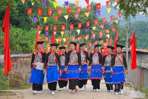 'Nậm Sin village celebrates Ô Xị Chờ festival