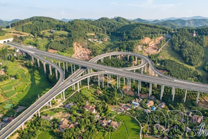 Opening development path from Sơn La - Điện Biên - Tây Trang Border Gate Expressway