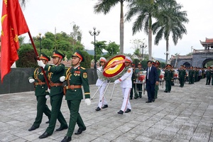 Giving names back to fallen heroes