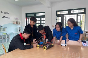 '“Planet 4.0”: Advancing media education in science and technology for students