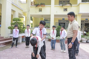 Equipping children with drowning prevention skills