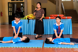 Drowning prevention for children during summer vacation