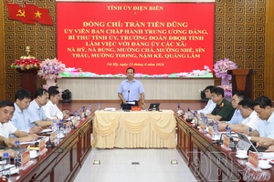 Provincial Party Committee Secretary Trần Tiến Dũng works with Party Committees of communes