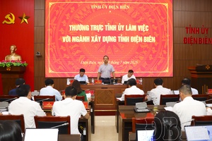 Standing Board of Điện Biên provincial Party Committee works with provincial construction sector