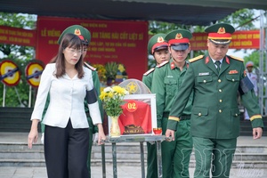 Điện Biên holds memorial and burial ceremony for martyrs’ remains at Độc Lập Martyrs’ Cemetery