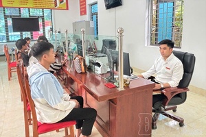 Administrative reform serving people