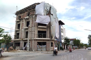 Labor shortage at residential housing construction sites
