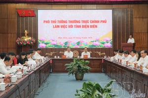 Permanent Deputy PM Phạm Gia Túc works with Điện Biên province