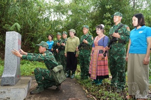 Điện Biên women actively join hands to safeguard the frontiers