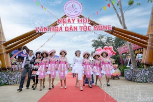 Hmông cultural colors converge in heart of Điện Biên