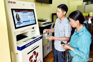 Enhancing capacity to resolve administrative procedures at commune level