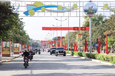 Forging an integrated and developing Điện Biên