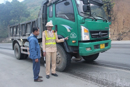 Điện Biên transport sector prioritizes listing information to serve reporting of violations