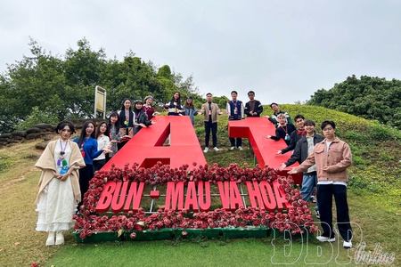 Promoting Điện Biên tourism on digital platforms