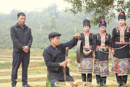 Keepers of ethnic groups’ cultural identities