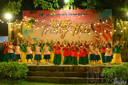 Điện Biên Newspaper, Radio and Television joyfully celebrates Mid-Autumn Festival