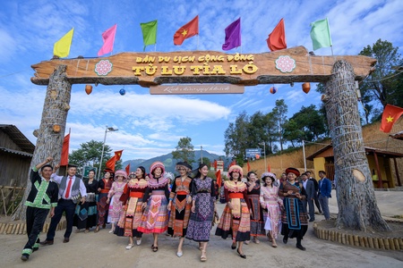 From cultural experiences to community tourism products