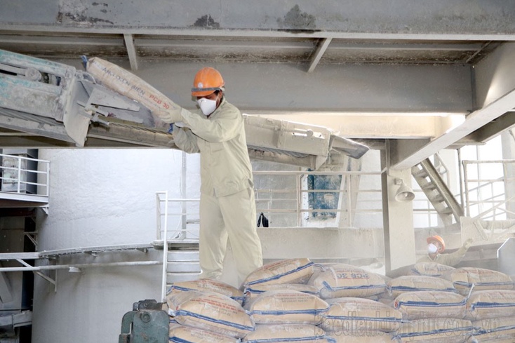 Điện Biên Cement Joint Stock Company Kicks Off Production at the Start of the Year