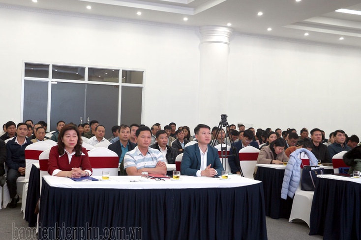 Điện Biên trains officials on solid waste classification at the source